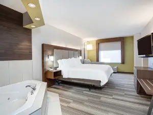 Holiday Inn Express & Suites Clewiston