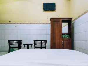 Hotel Shinta 1 Near Stasiun Kertosono Mitra RedDoorz