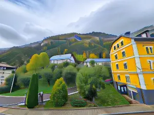 Apartamentos Canfranc 3000
