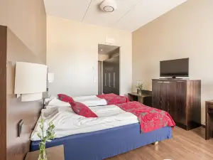 Hotelli Raahen Hovi