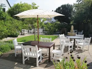 Bel and the Dragon-Cookham