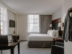 Club Quarters Hotel in Houston