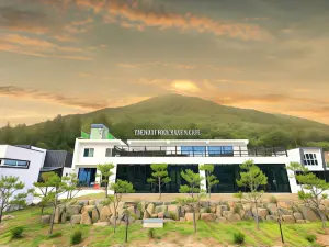 Moongyeong The-Most Pool Villa