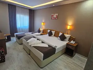 Pointbreak Otel