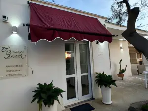 Giardino dei Baroni House