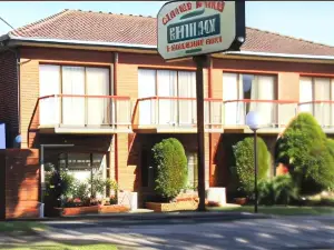 Clayton Monash Motor Inn & Serviced Apartments