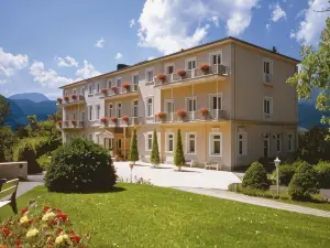 Hotel Alpina