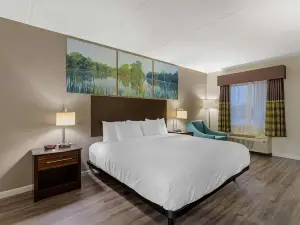 Clarion Pointe Kimball by Choice Hotels