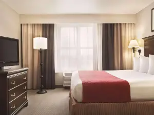 Country Inn & Suites by Radisson, Moline Airport, IL
