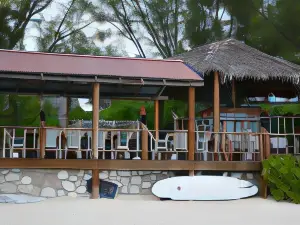 鴿子灣海灘俱樂部飯店