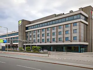 Holiday Inn Express London - Heathrow T5