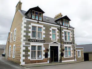 Victoria Hotel