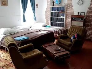 Guest House and Cuisine by Meri Poppins