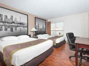 Super 8 by Wyndham Cambridge/Kitchener/Waterloo Area