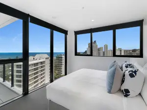 Sandbar Private Apartments - Hosted by Burleigh Letting Company