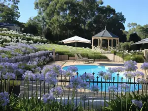 Brice Hill Country Lodge
