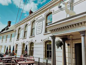 The White Hart Hotel