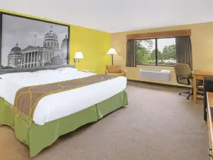 Super 8 by Wyndham Davenport