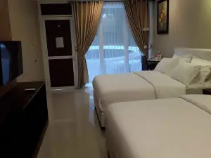 Karang Sari Hotel