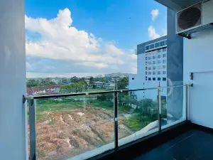 Senai Garden Apartment near Senai Airport&JPO-2R2B