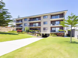 Cottesloe Marine Apartment - Executive Escapes