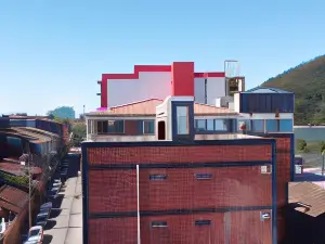 Itacuruçá Inn