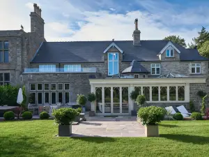 Lanelay Hall Hotel & Spa