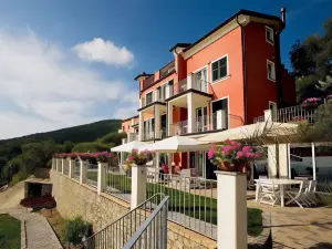 Le Ville Relais