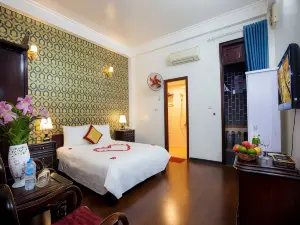 Phuong Trang Hotel