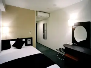 Hotel West Court Amami