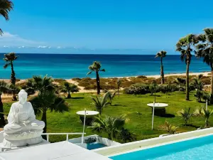 Hotel LIVVO Budha Beach