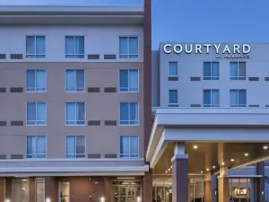 Courtyard St. Louis Brentwood