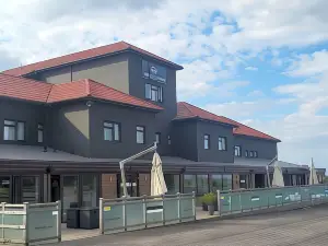 The Stones Hotel