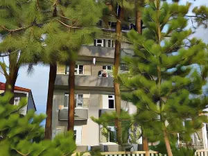 Midia Guest House