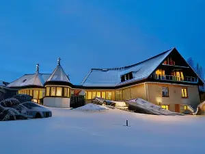 Landhotel Hubertus - Bernd Voll
