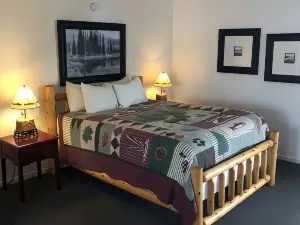 Harbor's Edge Motel