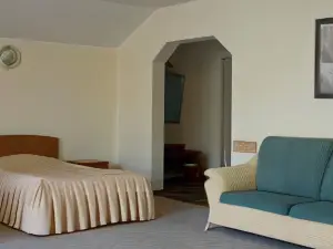 "Klubnaya" Hotel