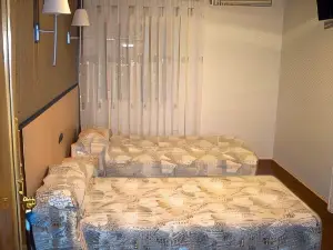 Hotel Corona de Castilla