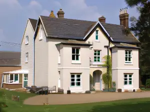 Haselor Farm B & B