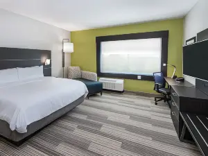 Holiday Inn Express & Suites Bryan - College Station