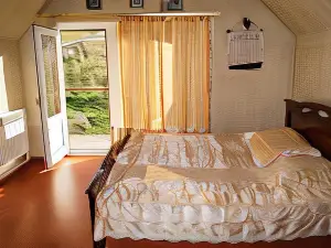 Areni House B&B