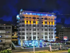 Grand Atakum Hotel