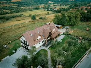 Nut House Retezat