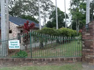 Emerald Tropical Palms B & B
