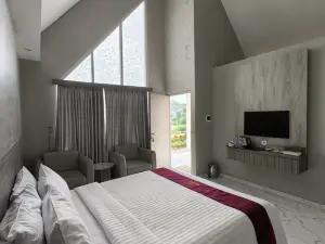 Anggraeni Hotel & Cottages Bumiayu