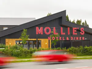 Mollie's Motel & Diner Bristol