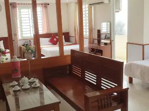 Phú Hồng 1 Hotel