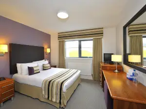Stirling Court Hotel