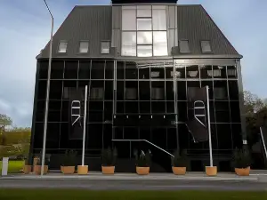 Ned Hotel