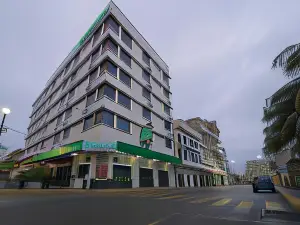 Olmeca Plaza Urban Express